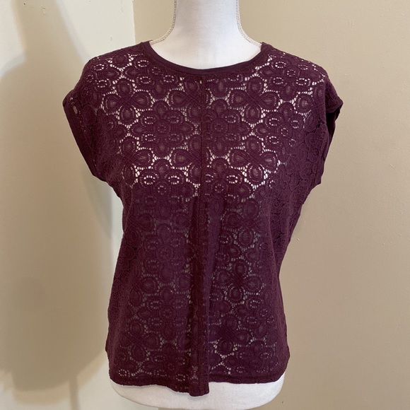 Old Navy Tops - Old Navy Burgundy lace top